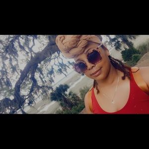 Meet your Posher, Nerissa